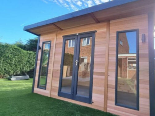 Cedarwood Royal Garden Room