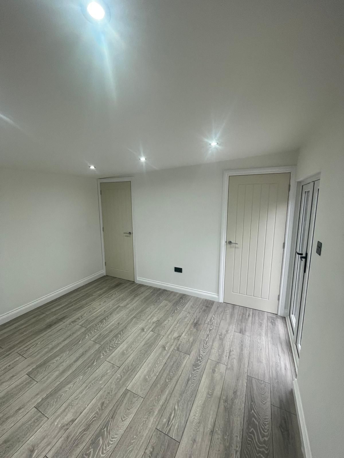 Monarch Garden Room - 12mm Shiplap Cladding