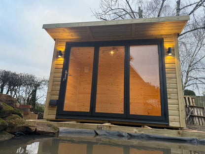 Monarch Garden Room - 16mm Loglap Cladding
