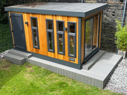 Uberhaus Combi - Pent Style Roof