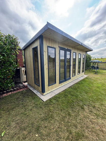 Vertically Cladded - Contemporary Royal Pent  - 12mm Vertical Cladding