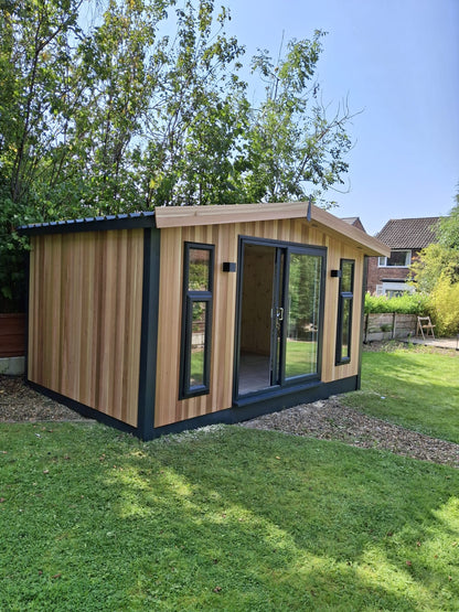 Uberhaus - Apex Style Roof w/metal roof