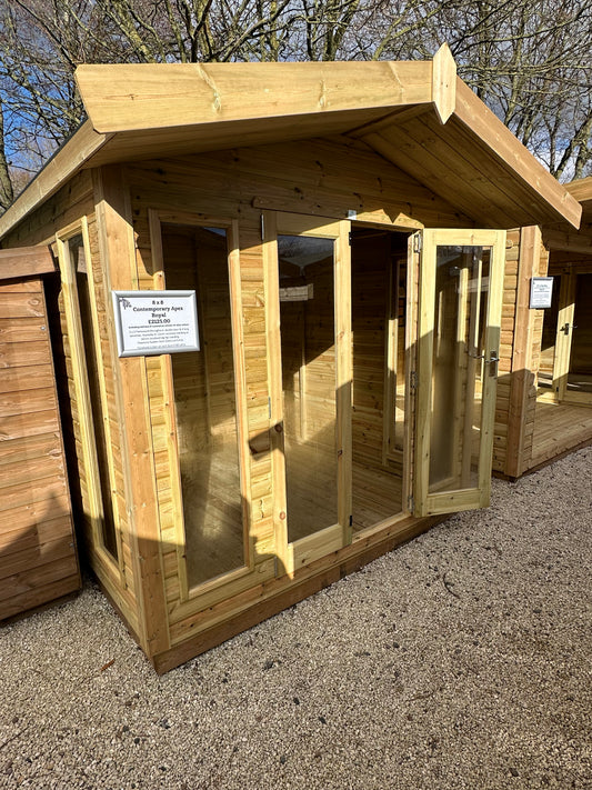 Contemporary Royal Apex Summer House - 16mm Loglap Cladding