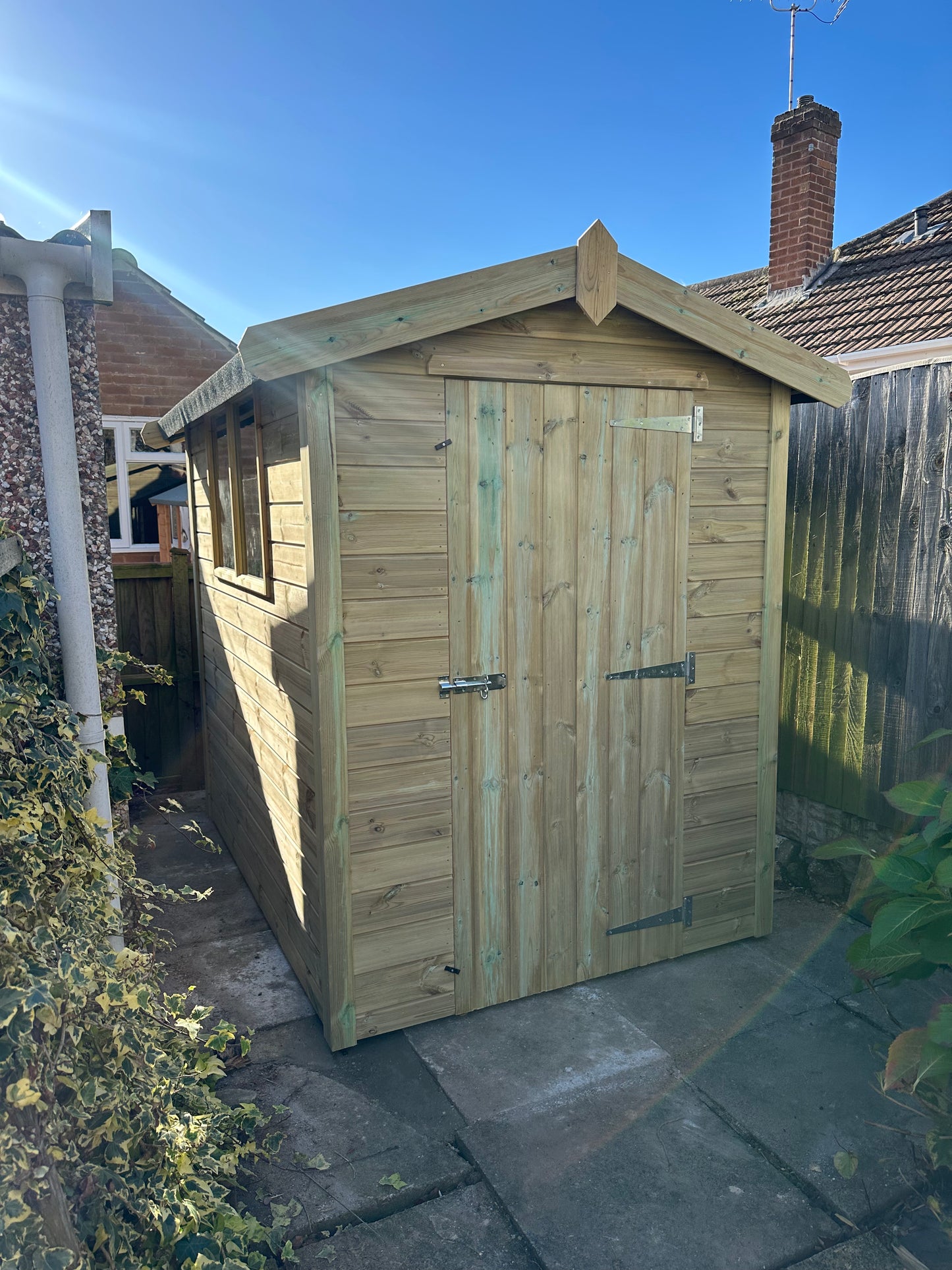 Standard Apex Shed - 16mm Tantalised Loglap Cladding