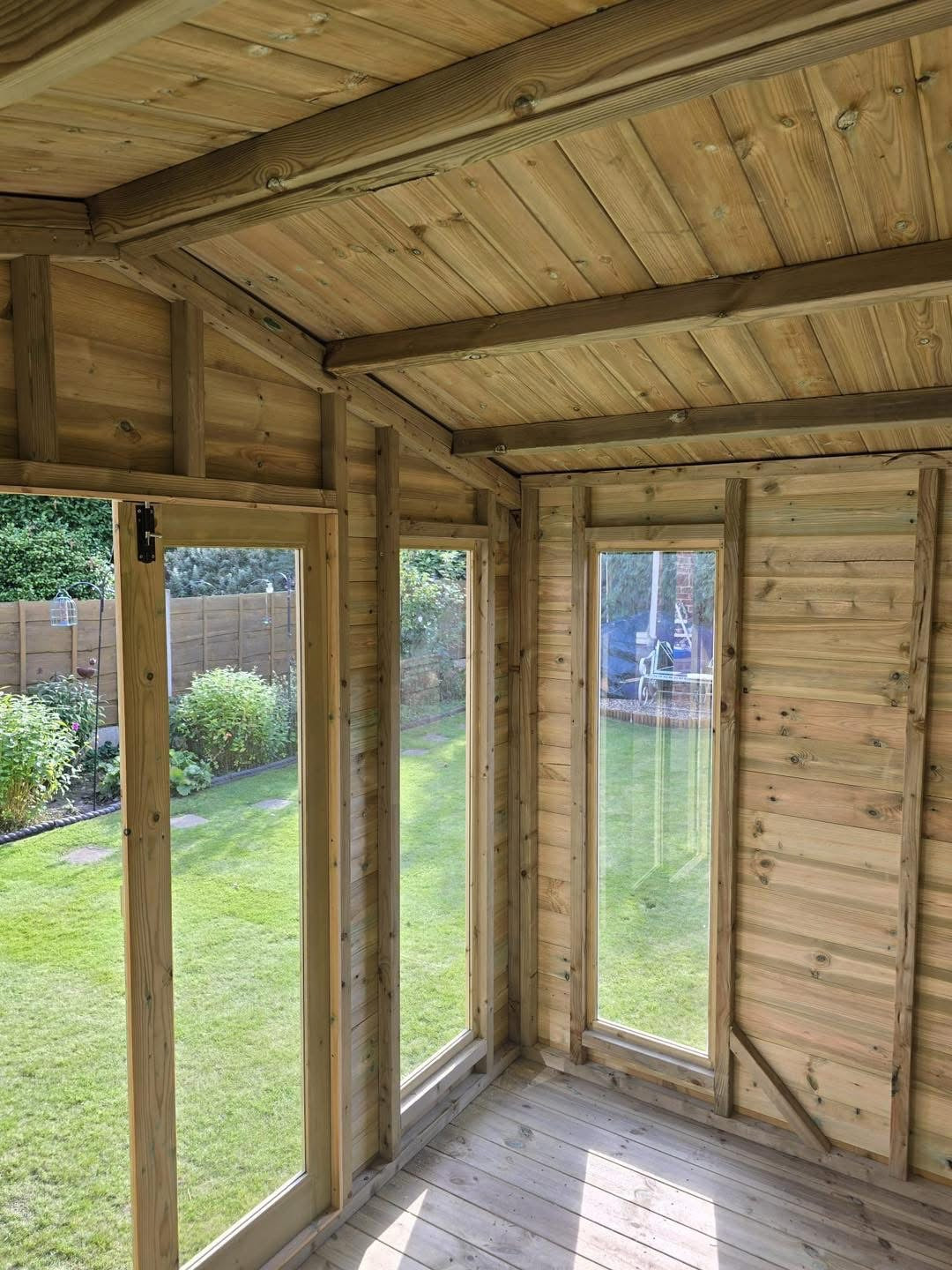 Contemporary Royal Shed Combi - 16mm Loglap Cladding