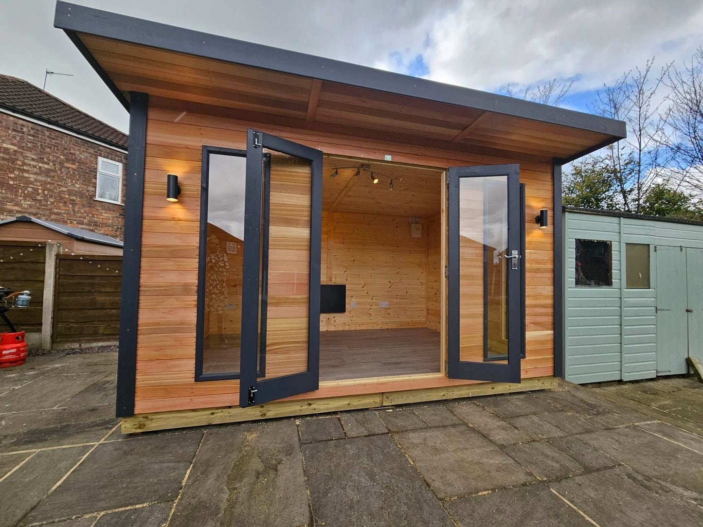 Cedarwood Royal Shed Combi