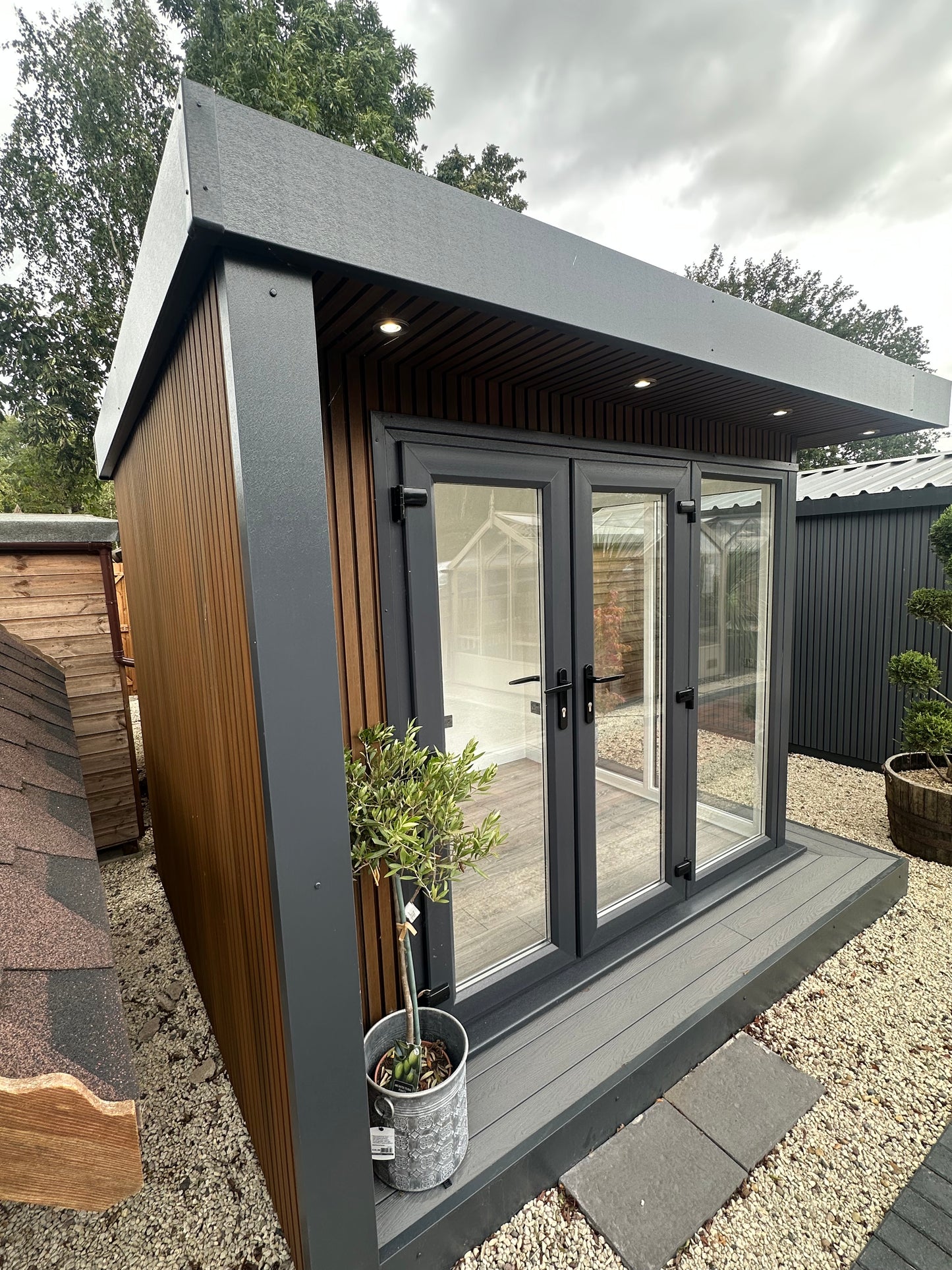 Lamella Composite Garden Room - Lifetime Guarantee!