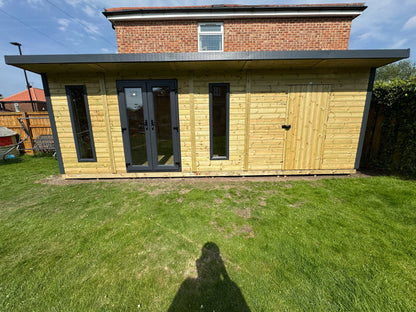 Monarch Combi Garden Room - 16mm Loglap Cladding