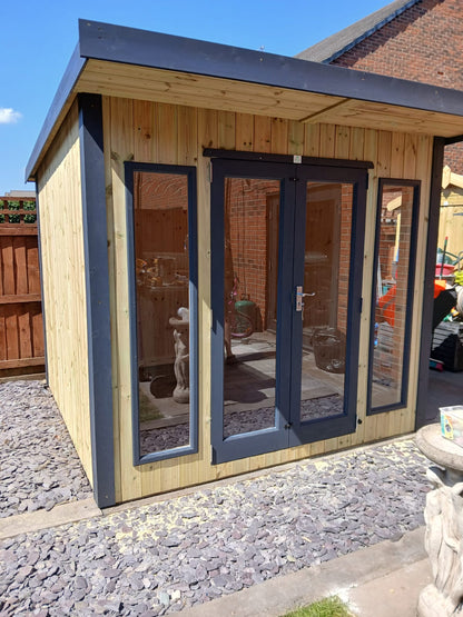 Vertically Cladded - Contemporary Royal Pent  - 12mm Vertical Cladding