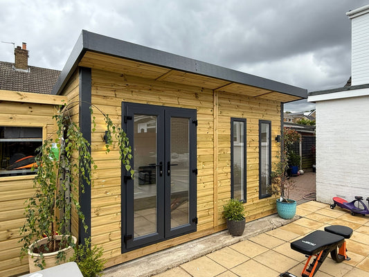 Monarch Garden Room - 16mm Loglap Cladding