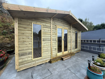 Contemporary Royal Apex Summer House - 16mm Loglap Cladding