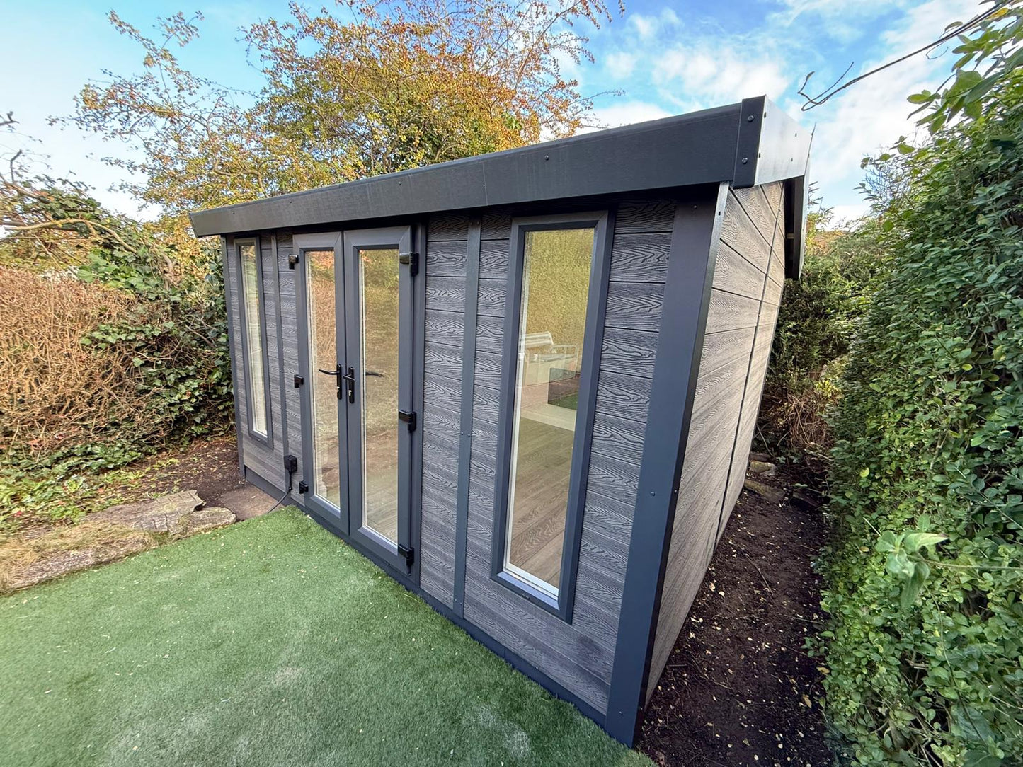 Endura Hawkshead Composite Cottage