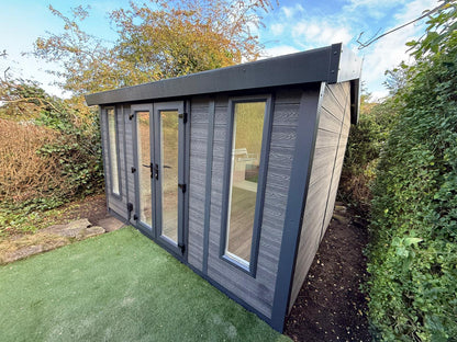 Endura Hawkshead Composite Cottage