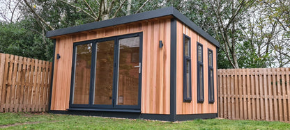 Uberhaus - Pent Style Roof