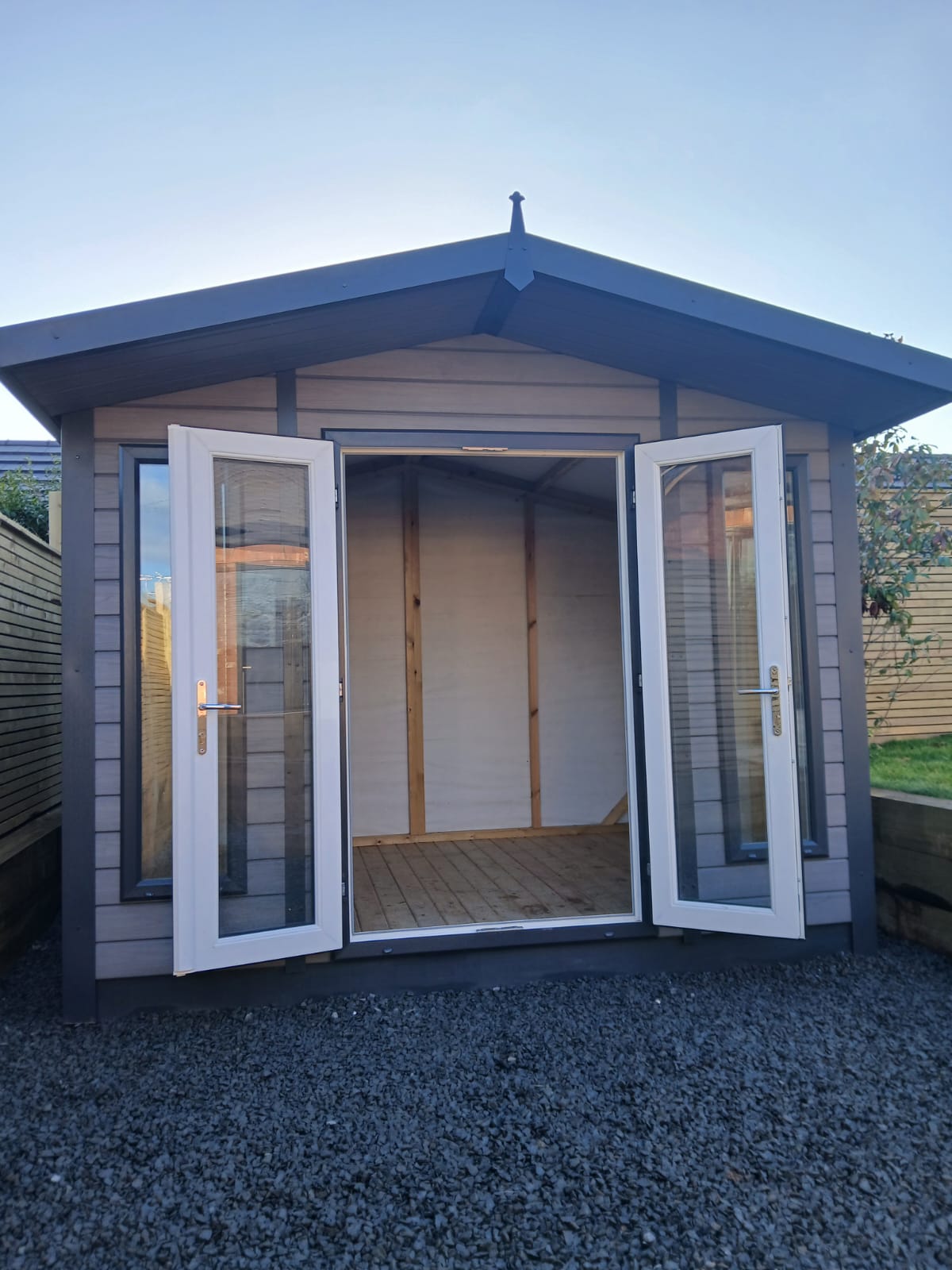 Endura Thirlmere Composite Cottage