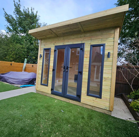 Monarch Garden Room - 16mm Loglap Cladding