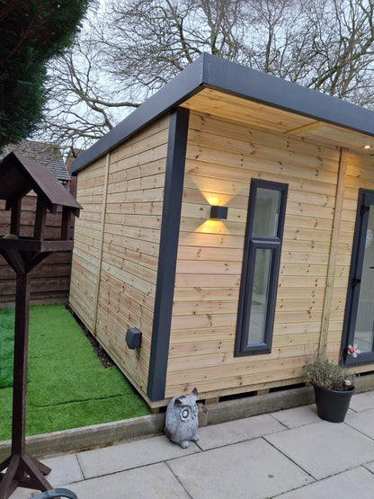 Monarch Garden Room - 16mm Loglap Cladding