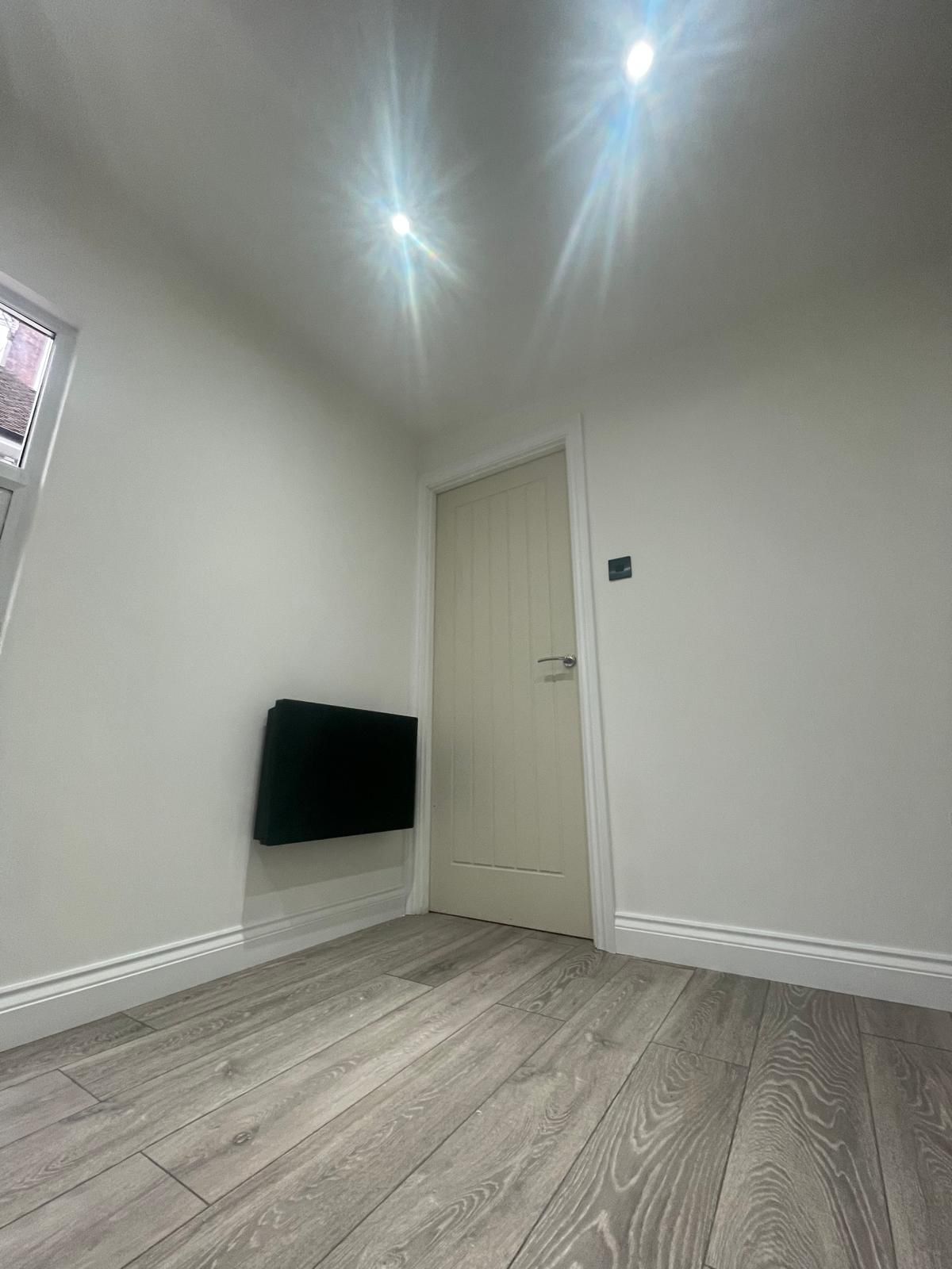 Monarch Garden Room - 16mm Loglap Cladding