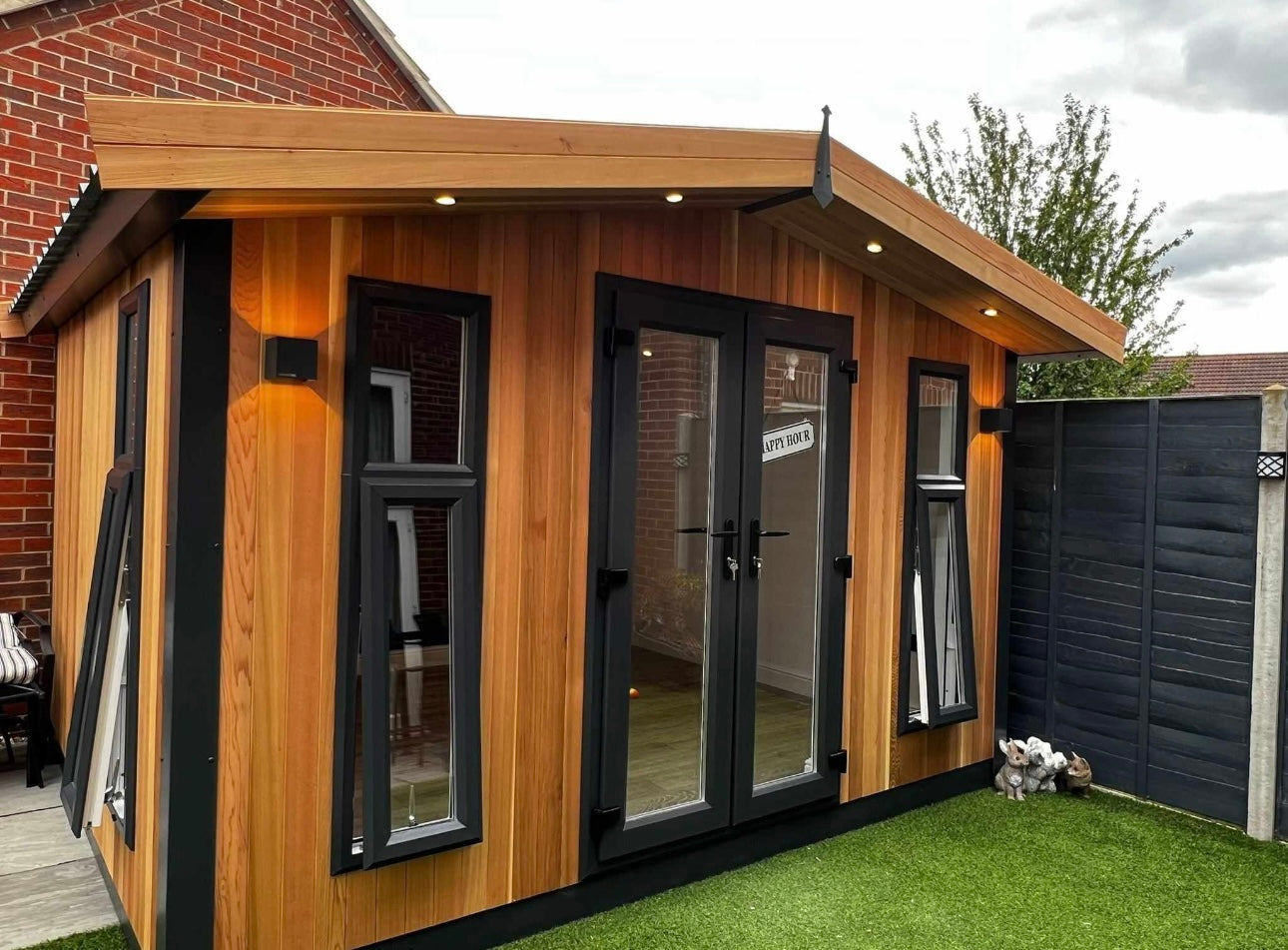 Uberhaus - Apex Style Roof w/metal roof