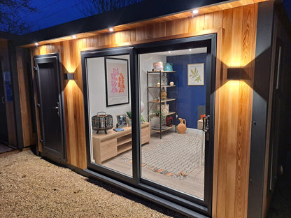 Uberhaus Combi - Pent Style Roof