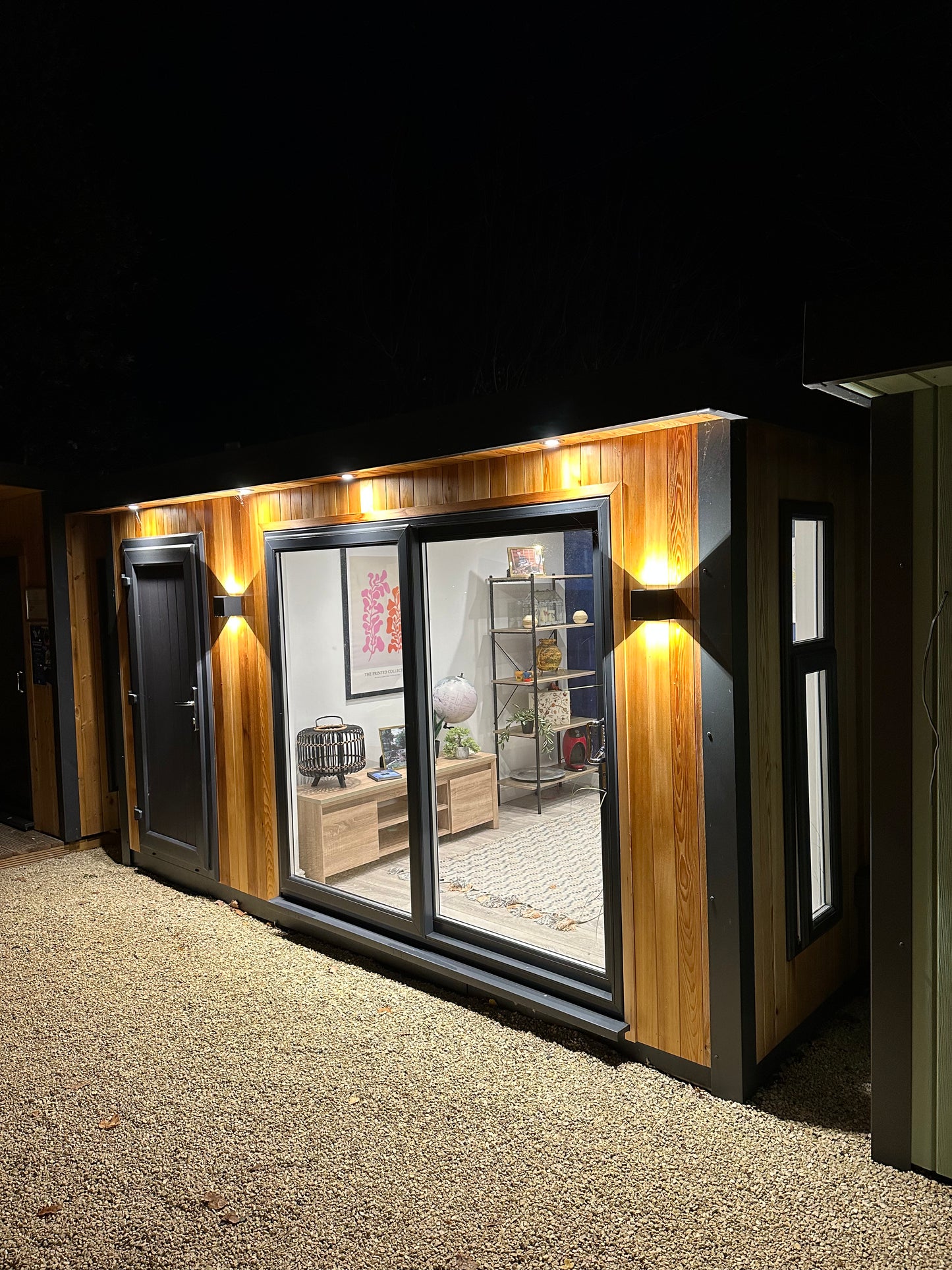 Uberhaus Combi - Pent Style Roof