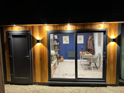 Uberhaus Combi - Pent Style Roof