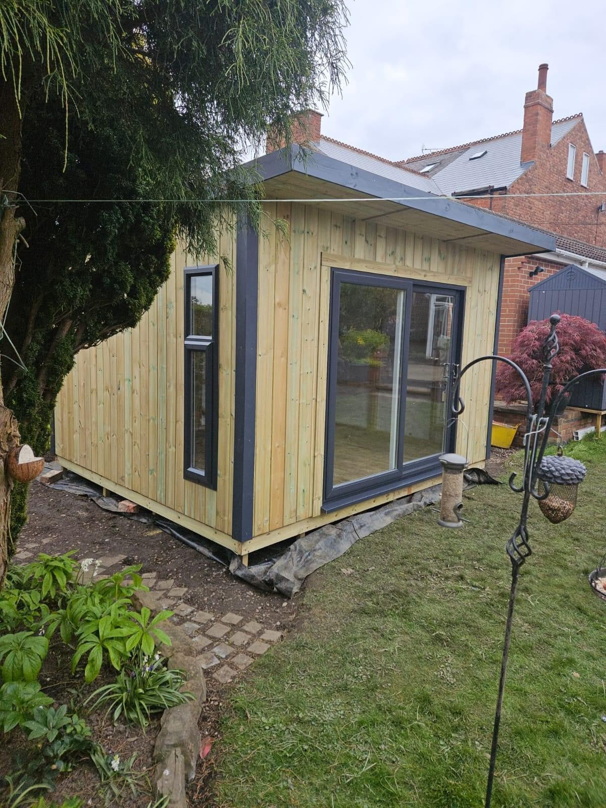 Moderna Vertical Clad Garden Room - 20mm TGV Cladding