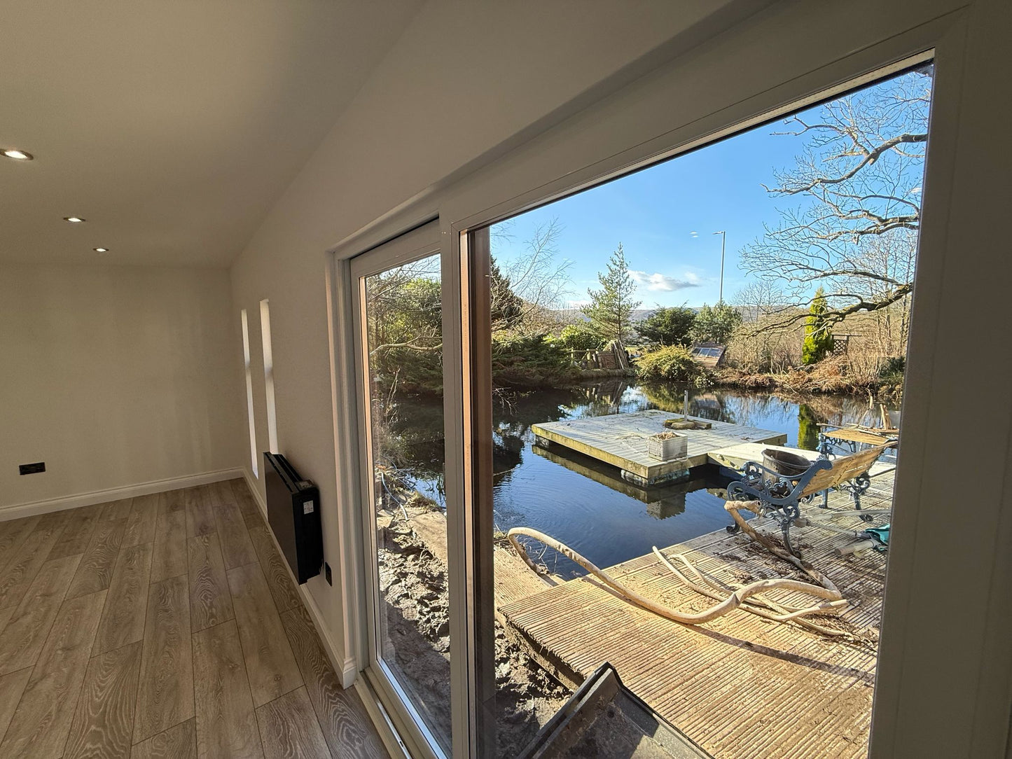 Moderna Vertical Clad Garden Room - 20mm TGV Cladding