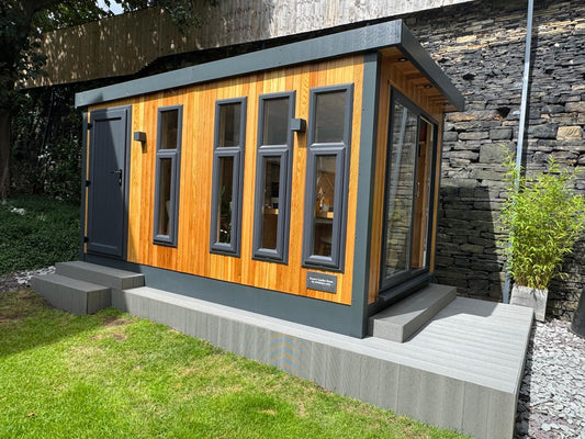 Uberhaus Combi - Pent Style Roof